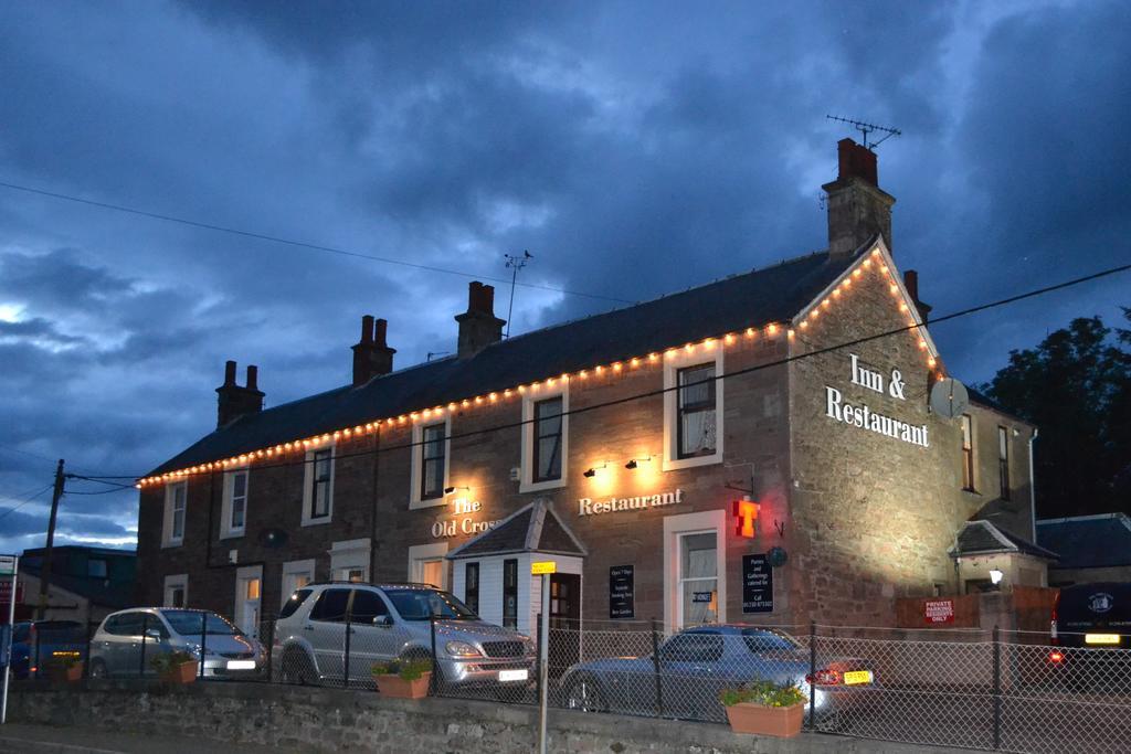 The Old Cross Inn Blairgowrie and Rattray Exterior photo